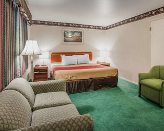 studio 6 suites vancouver wa waterfront