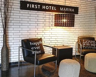 hotel marina
