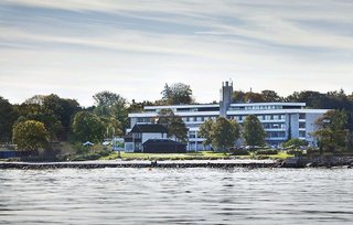 hotel marina