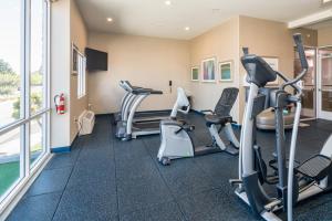 Holiday Inn Express & Suites Santa Clara By Ihg,Cupertino>>Concord,3 star