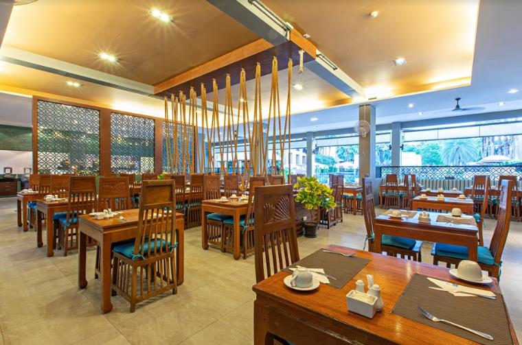 Rawai Palm Beach Resort,Kata>>Karon,4 star