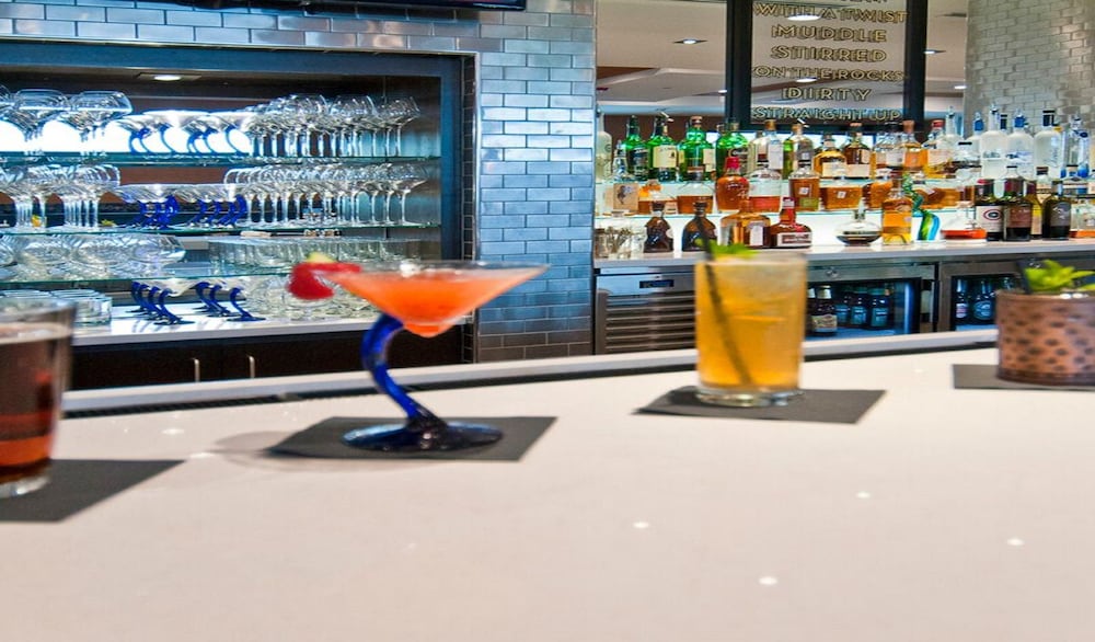 holiday inn austin airport by ihg