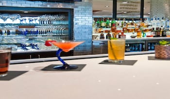 holiday inn austin airport by ihg