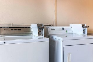 Econo Lodge,Knox>>Indiana,2 star