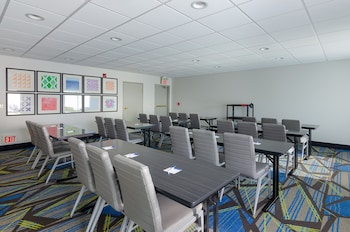 holiday inn express hotel and suites weston by ihg