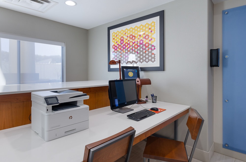 holiday inn express hotel and suites weston by ihg