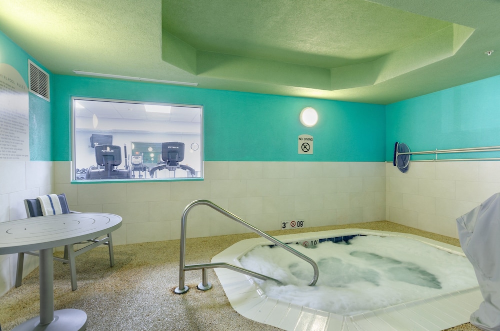 holiday inn express hotel and suites weston by ihg