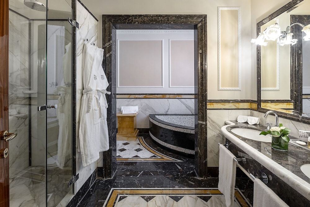 baglioni hotel regina the leading hotels of the world