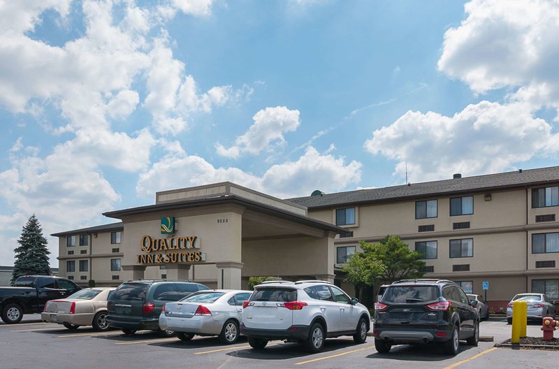 quality inn and suites detroit metro airport