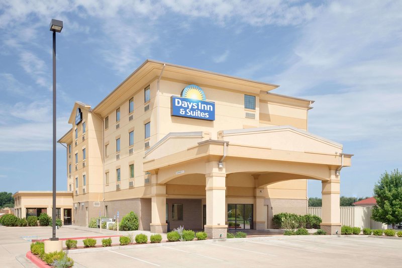 days inn and suites by wyndham russellville