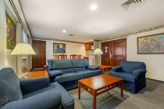 quality inn monterrey la fe