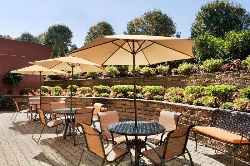 hampton inn new york laguardia airport