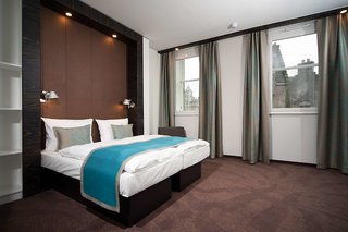 motel one edinburgh royal