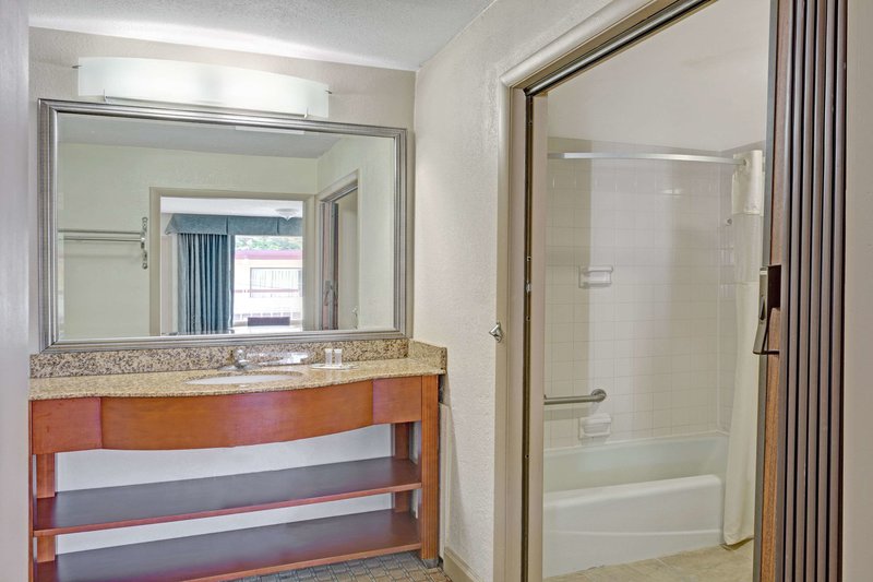 travelodge by wyndham williamsburg colonial area