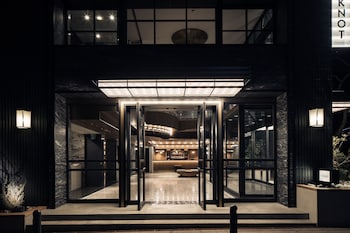 hotel the knot yokohama