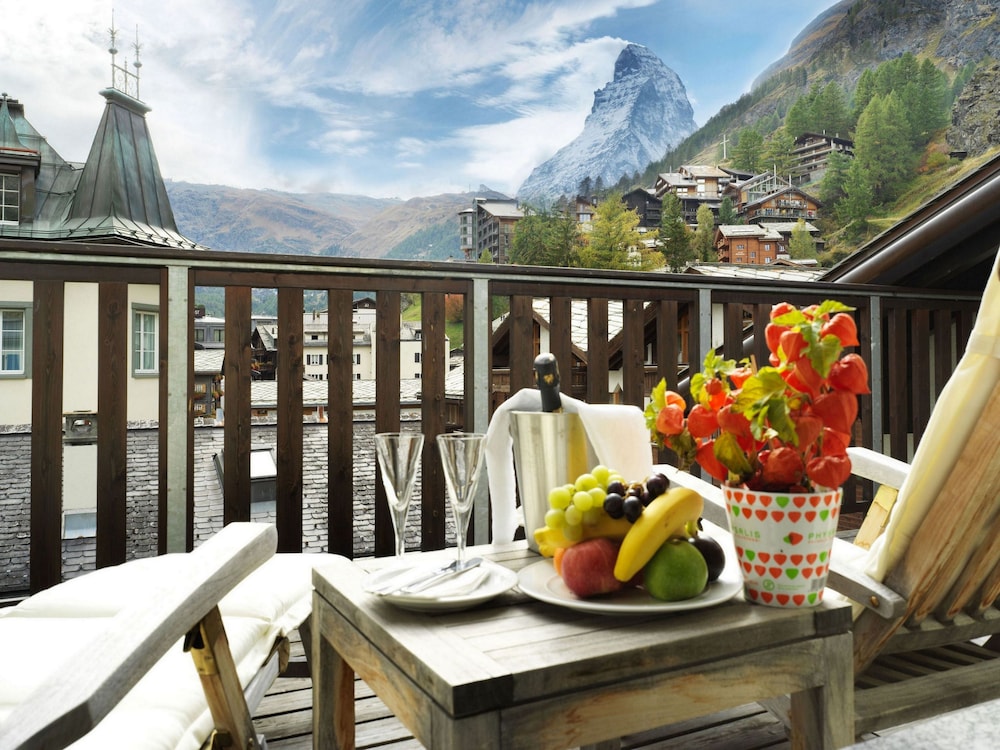hotel garni testa grigia