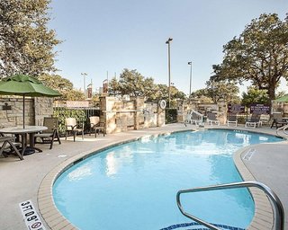 Comfort Suites San Antonio North - Stone Oak,San Antonio>>Bexar County,3 star
