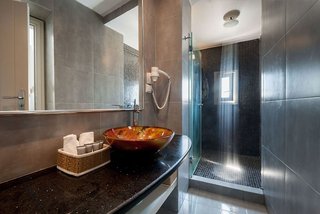Krokos Villas,Imerovigli>>Fira,3 star