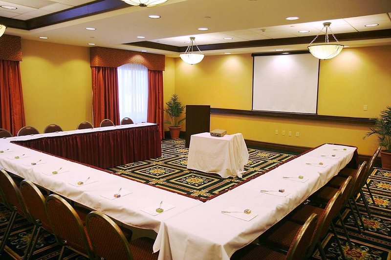 hampton inn and suites seal beach