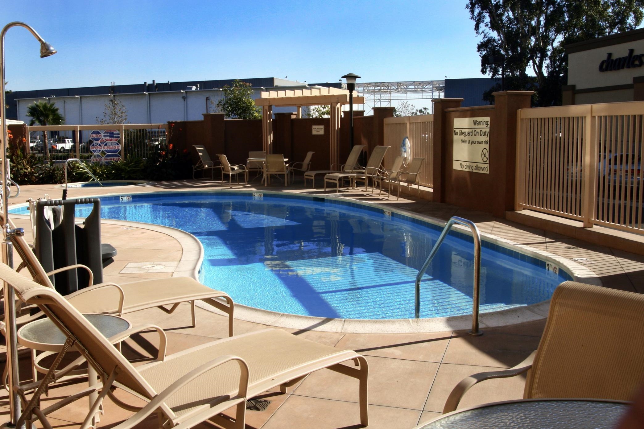 hampton inn and suites seal beach