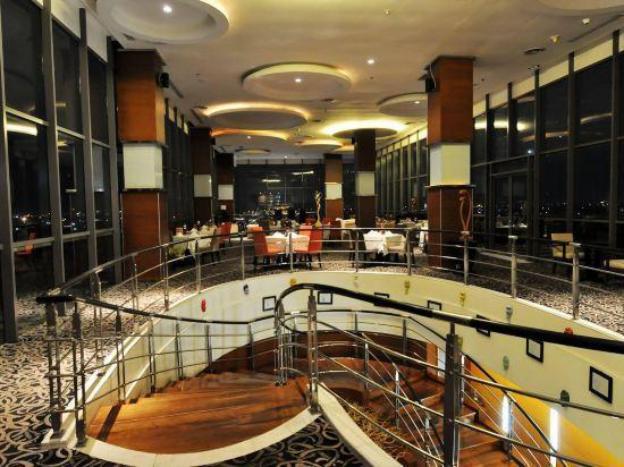 gumaya tower hotel semarang