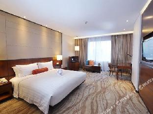 gumaya tower hotel semarang