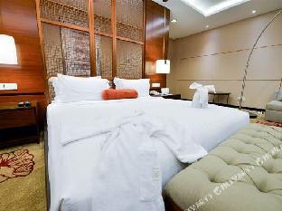 gumaya tower hotel semarang