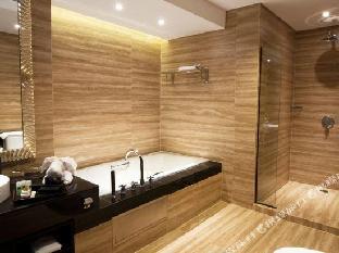 gumaya tower hotel semarang