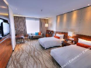 gumaya tower hotel semarang