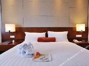 gumaya tower hotel semarang
