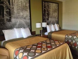 Super 8 By Wyndham Windsor/Madison North,Dane>>Cottage Grove,2 star