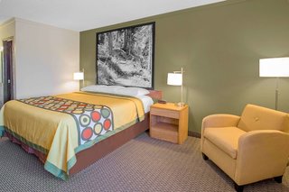 Super 8 By Wyndham Windsor/Madison North,Dane>>Cottage Grove,2 star