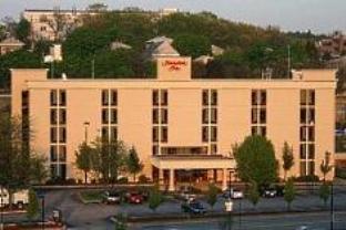 Holiday Inn Express Worcester Downtown,Barre>>Auburn,3 star