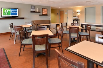 holiday inn express worcester downtown