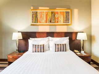chatrium hotel royal lake yangon