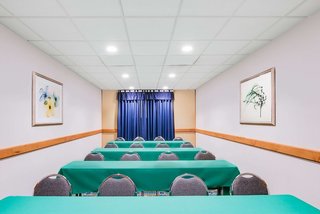 Wingate By Wyndham - York,Harrisburg - Hershey>>Cly,2.5 star