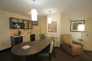 candlewood suites newport news yorktown by ihg