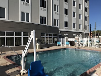 Holiday Inn Express Hotel & Suites Orlando South-Davenport By Ihg,Championsgate>>Champions Gate,3 star