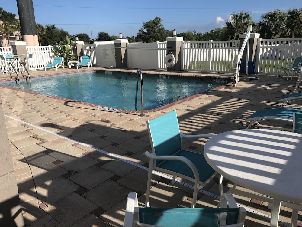 holiday inn express hotel and suites orlando south davenport by ihg