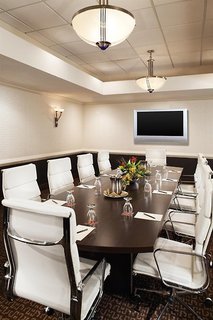 sheraton detroit metro airport