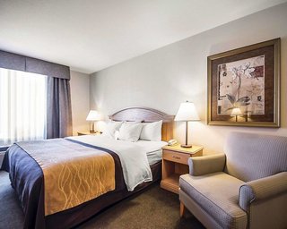 Comfort Inn & Suites,Shuswap Lake>>Salmon Arm,3 star