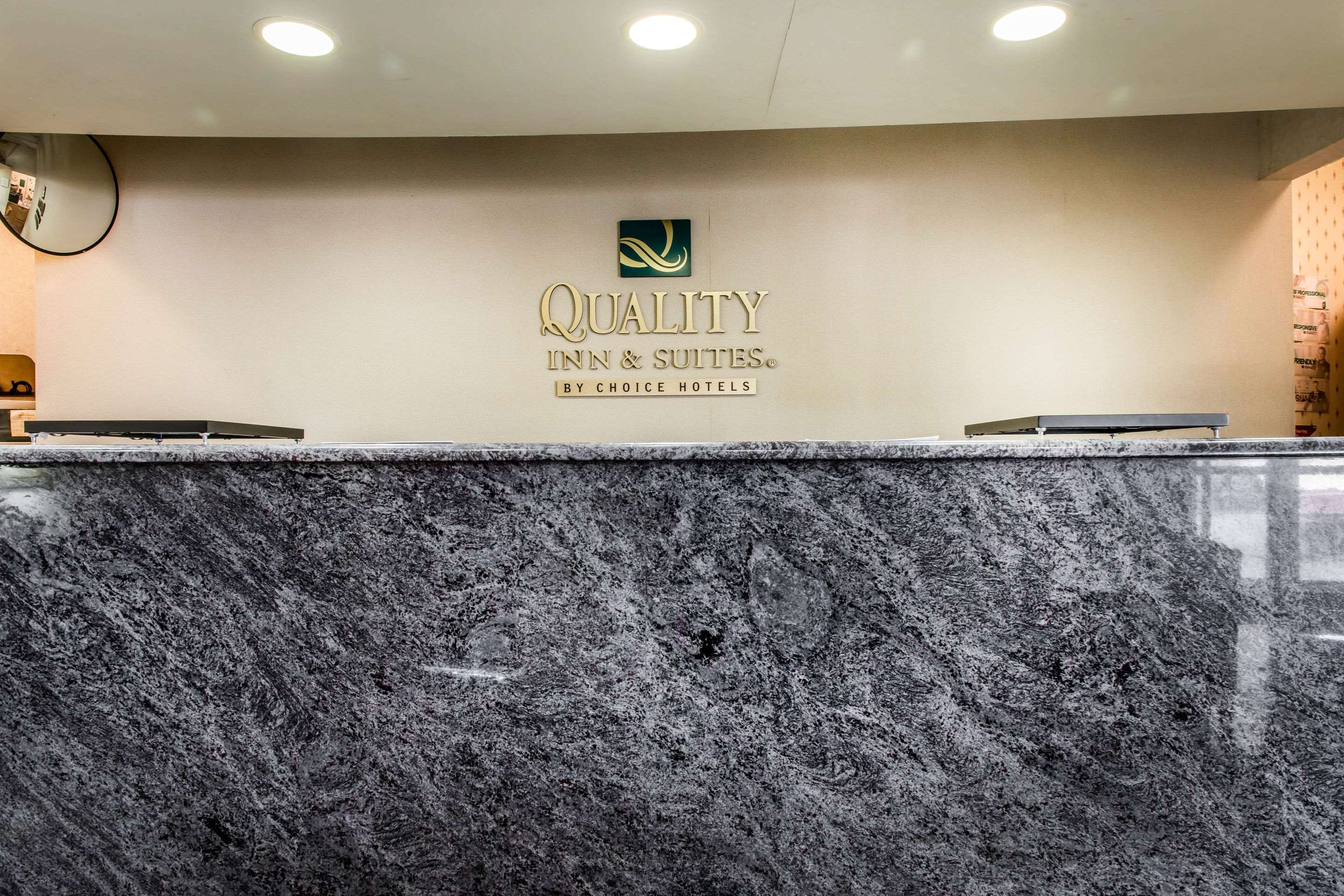 quality inn and suites fairview