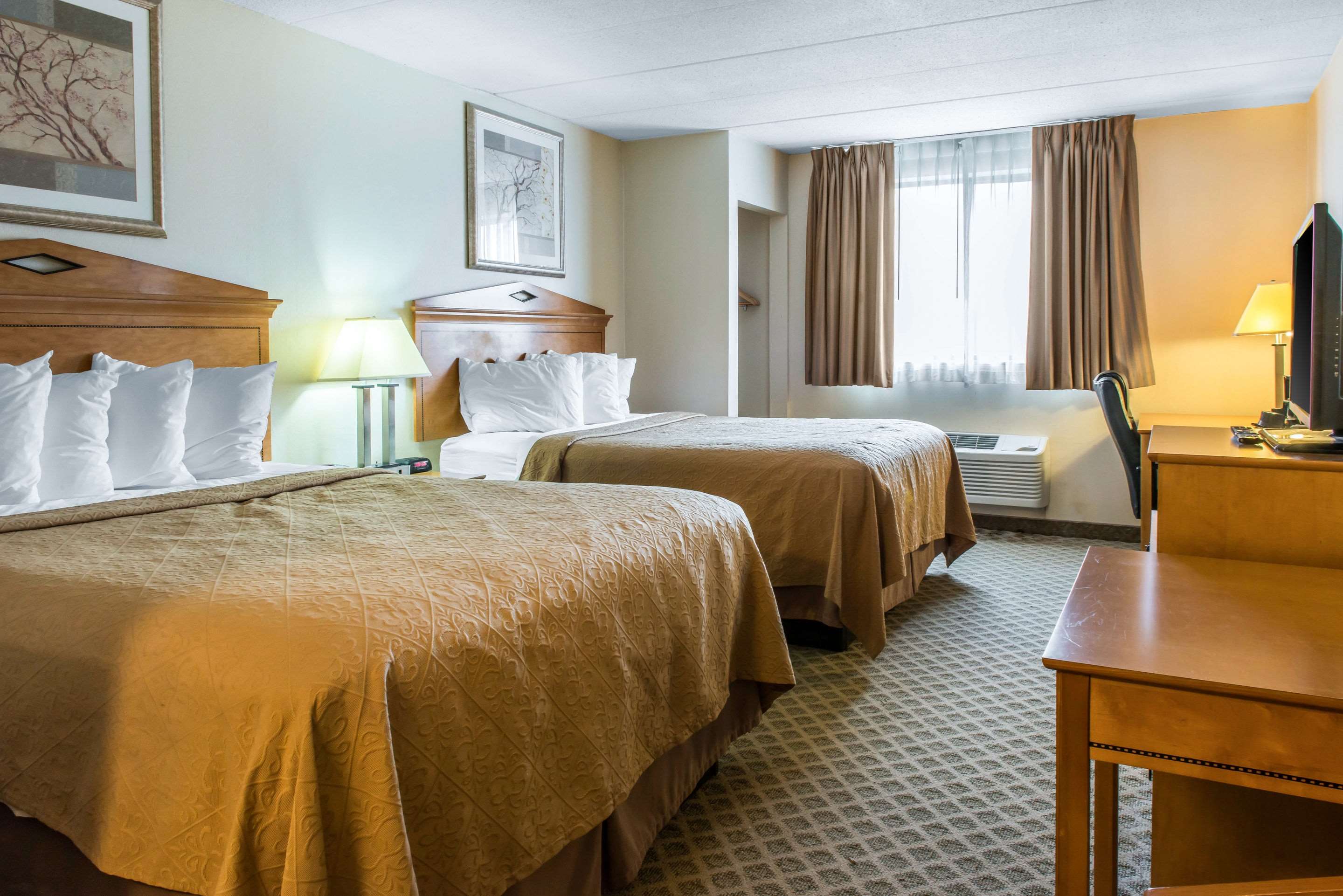 quality inn and suites fairview
