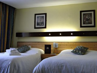 Ashley Hotel,Cork>>Clonakilty,2 star