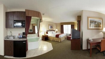 holiday inn express hotel and suites franklin oil city by ihg