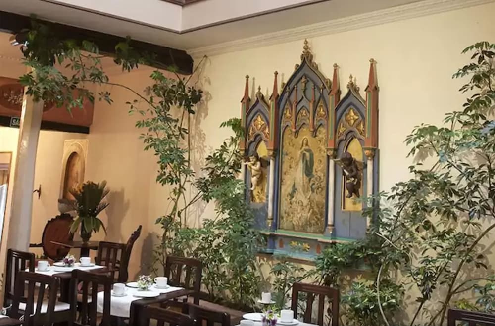 hotel casa san rafael