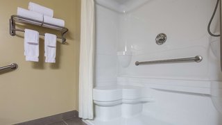 Best Western Plus Saint John Hotel & Suites,Saint John>>Quispamsis,4 star