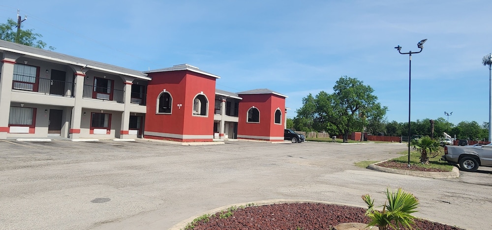 econo inn lackland afb seaworld