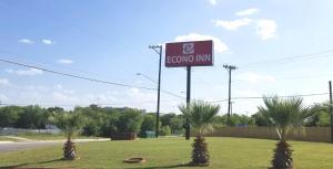 econo inn lackland afb seaworld