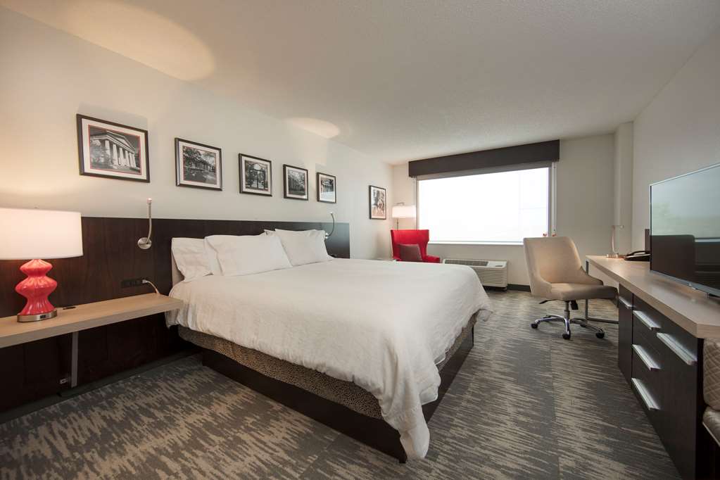 hilton garden inn athens downtown